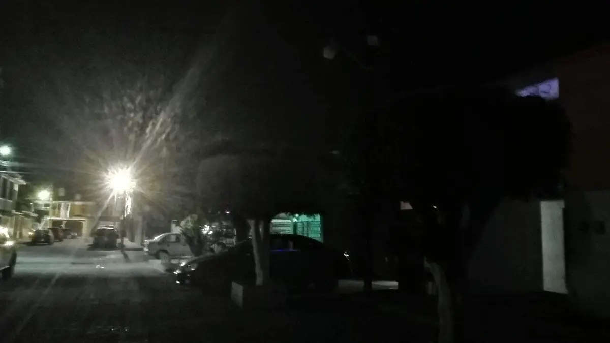 PIDEN SEGURIDAD Y ALUMBRADO EN AMPLIACION REFORMA  (1)