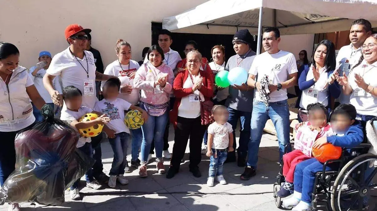 ENTREGARAN CENAS NAVIDENAS A FAMILIAS VULNERABLES 1 (2)