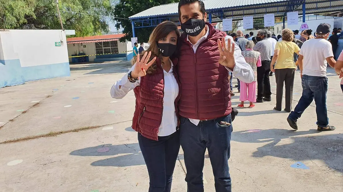 d500dae0-f2cb-400a-9f93-13a6f080f6e6