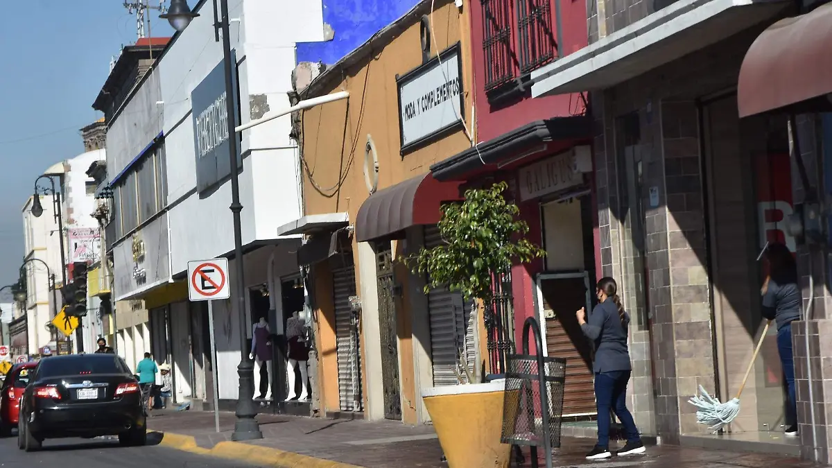 RETROCESO-A-AMARILLO-AFECTA-VENTAS-EN- COMERCIOS-4