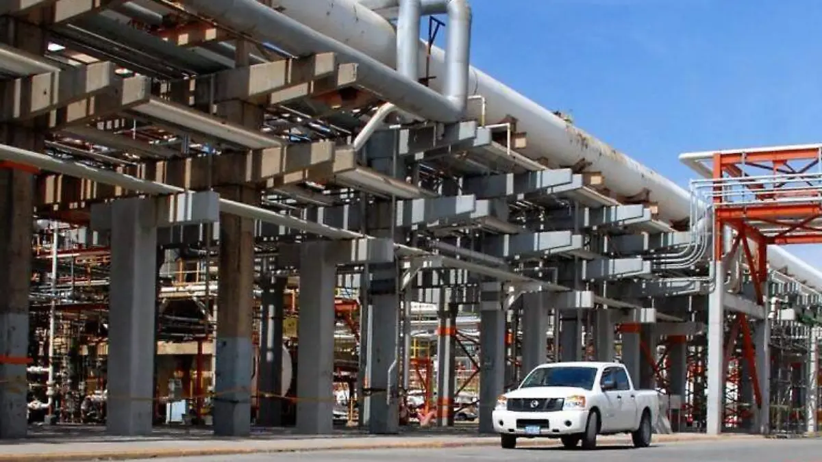 PRESUPUESTO DEL PEF PARA PEMEX ES INSUFICIENTE  2