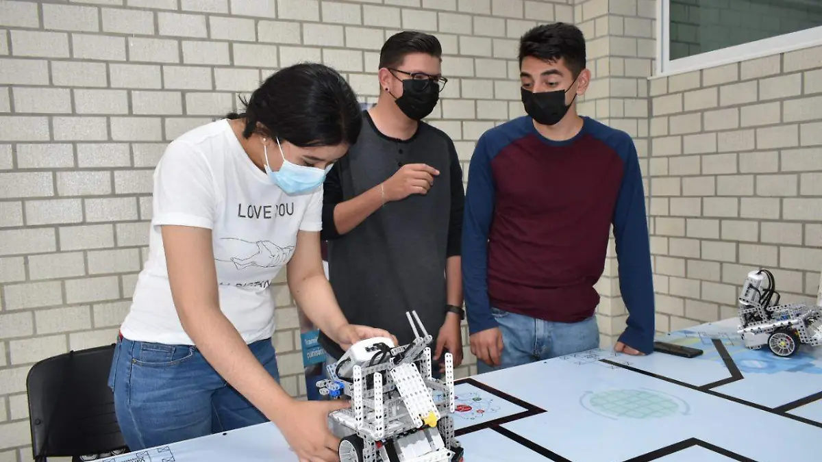 CONTEMPLAN-ACERCAR-LA-CIENCIA-A-LAS- COMUNIDADES-2