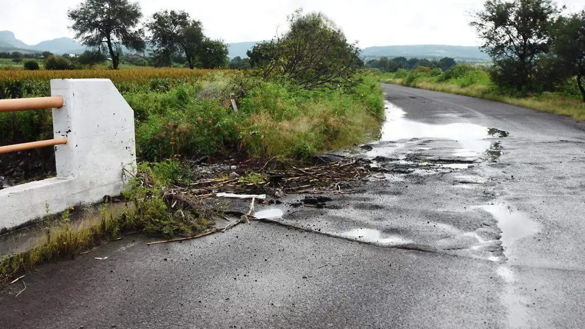 Puente-de-Barrón-sigue-con-afectaciones.  2 (1)