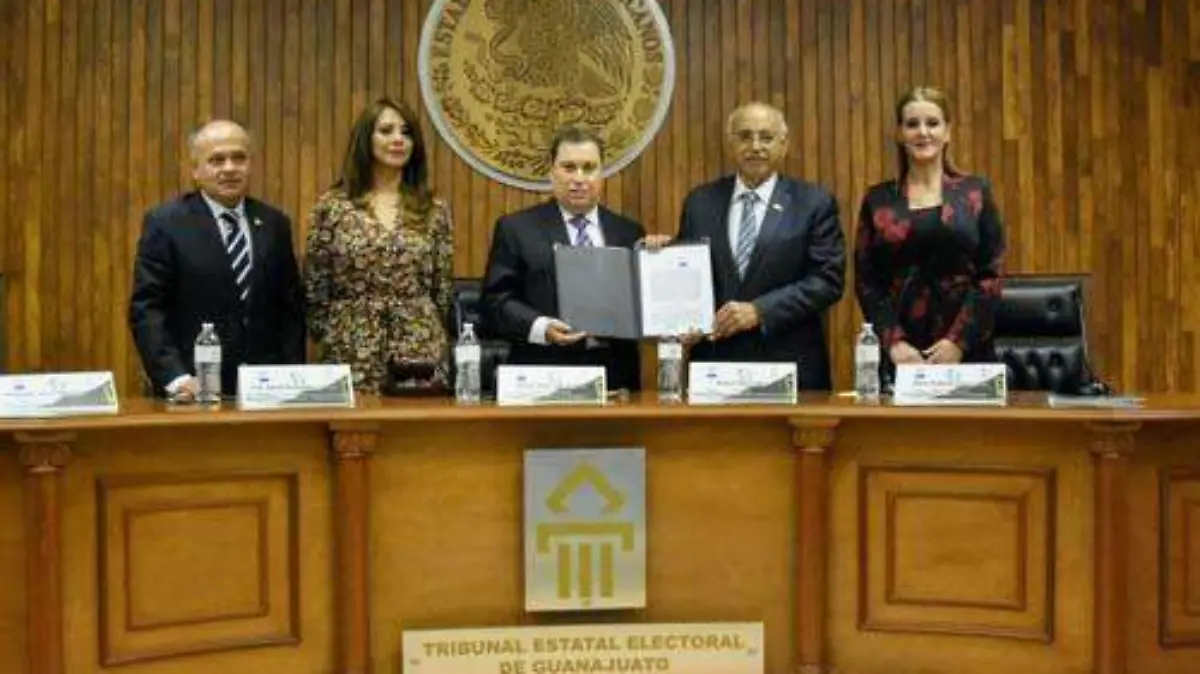 Guanajuato.- FIRMA CONVENIO TEEG Y CISES (1)