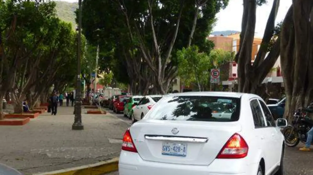 Guanajuato suman pagos de refrendos y placas 5