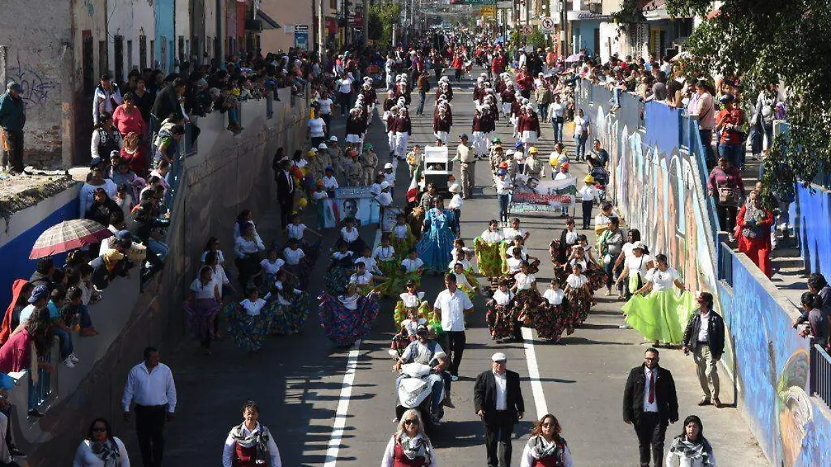 Si habra desfile por el 20 de Noviembre  2