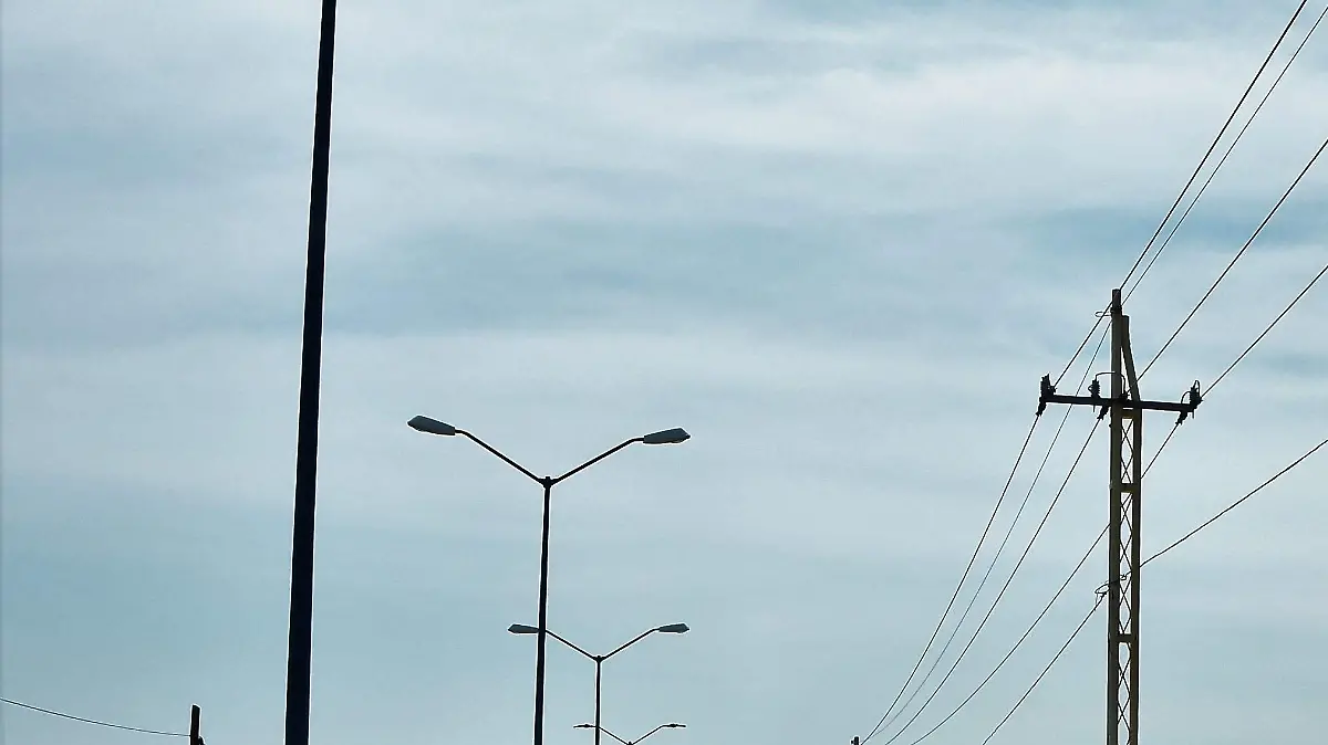 CONTINÚA-PROBLEMA-DE-LUMINARIAS-EN-ZONA-CENTRO-4