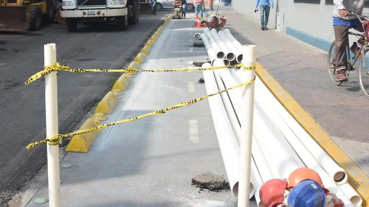 Cierran-calle-Obregón-por-rehabilitación-de-las-líneas-de-agua-potable