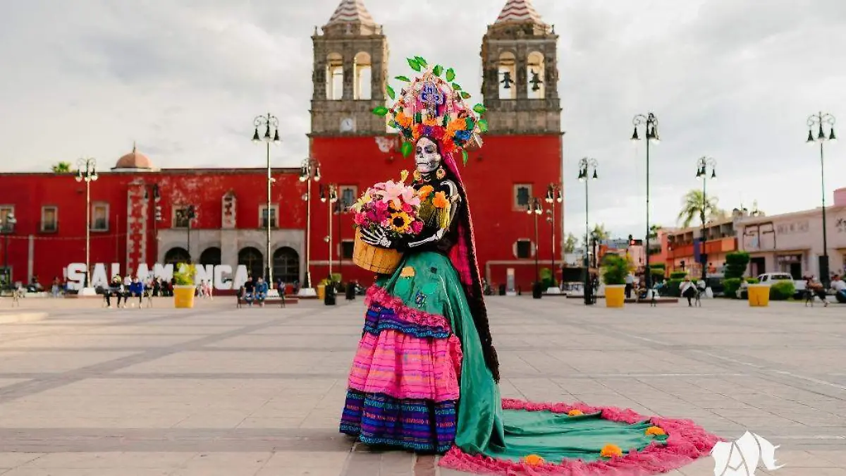 CONVOCA CATRINA SALMANTINA A PRIMERA CONCURSO REINA CATRINA 2022 (1)