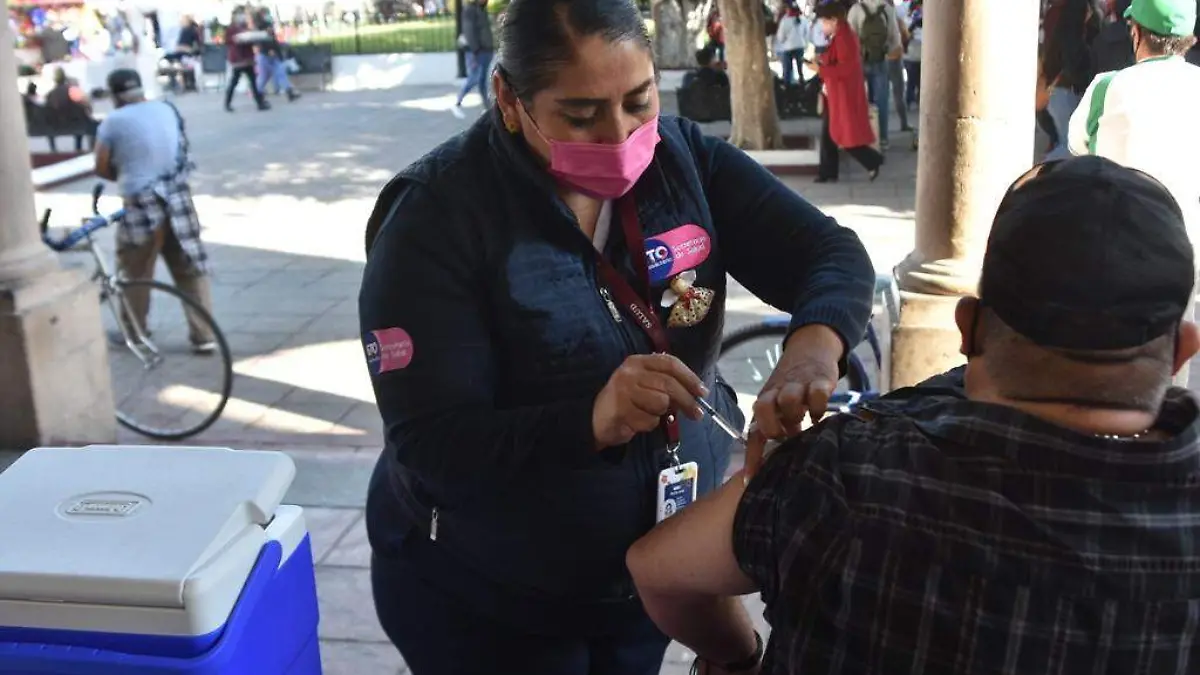 INSTALAN MODULO DE VACUNACION CONTRA LA INFLUENZA  (1)