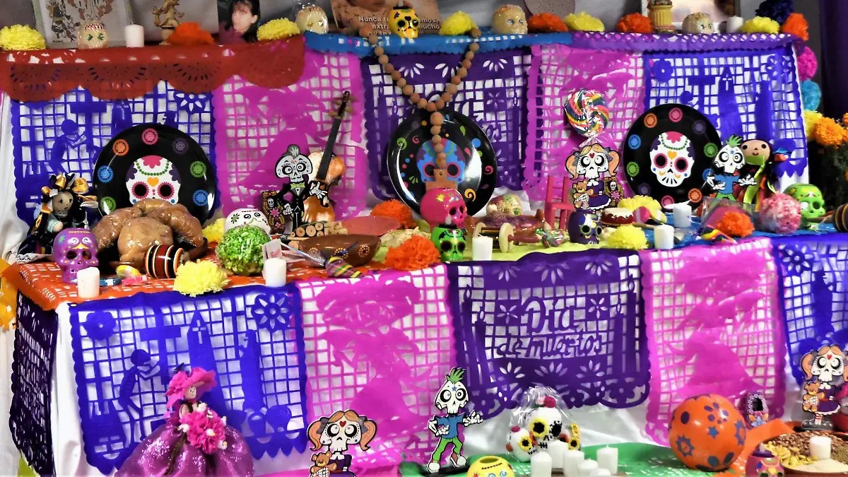 REALIZARÁ-COLECTIVO-ALTAR-EN-MEMORIA-DE-MUJERES 2 (2)