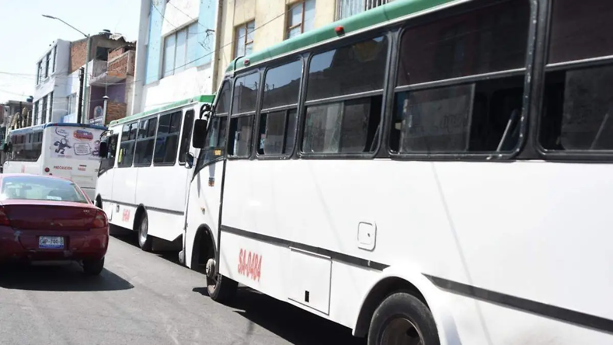 Incremento de gas LP repercute a transportistas  2