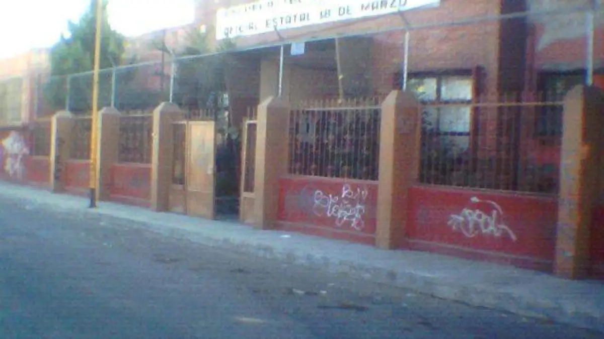 SECUNDARIA 18 DE MARZO PODRIA OCUPAR EDIFICIO DE LA ETTOE 2
