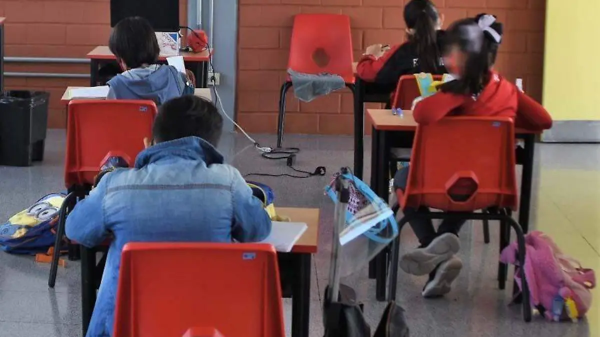 AUMENTARÁ REGRESO A CLASES TRANSTORNO DEL SUEÑO Y ANSIEDAD EN DOCENTES Y ESTUDIANTES 2
