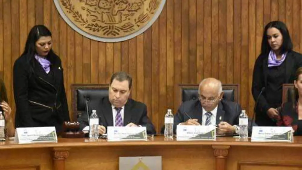 Guanajuato.- FIRMA CONVENIO TEEG Y CISES (4)