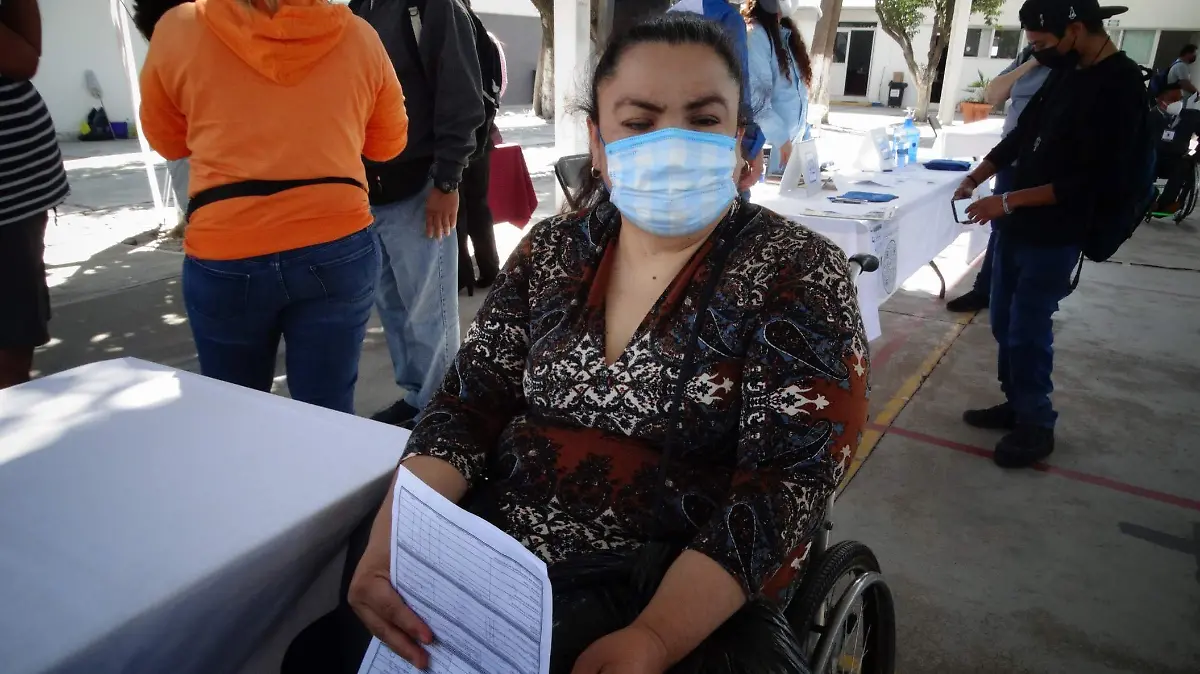 A PESAR DE SU MÚLTIPLE DISCAPACIDAD, AURORA ES  AUTOSUFICIENTE 1