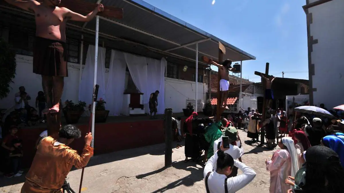 Viacrucis 7