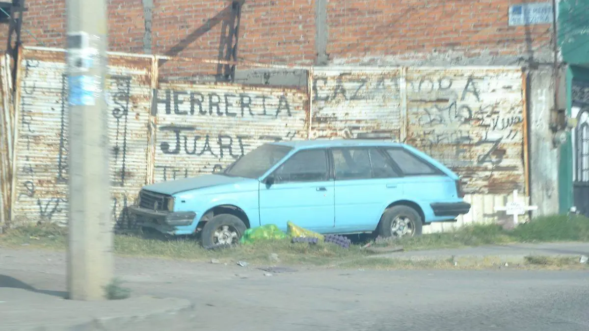 PERMANENTE RECORRIDO PARA RETIRAR VEHÍCULOS ABANDONADOS 1