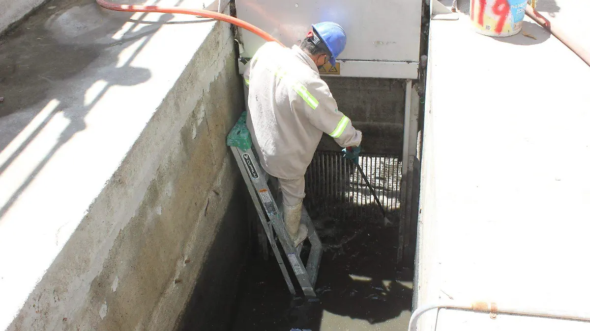 Trabaja CMAPAS para evitar inundaciones (1)