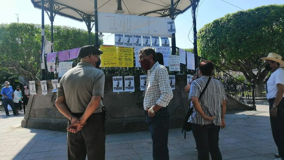 MANIFIESTAN DESACUERDO  POR NEGATIVA A REFORMA ELÉCTRICA 2