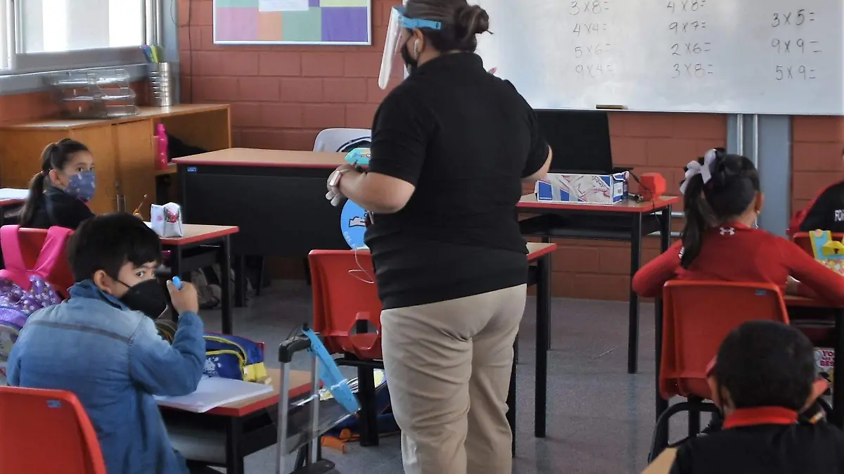 EN EL LIMBO REGRESO A CLASES EN ENERO 2 2