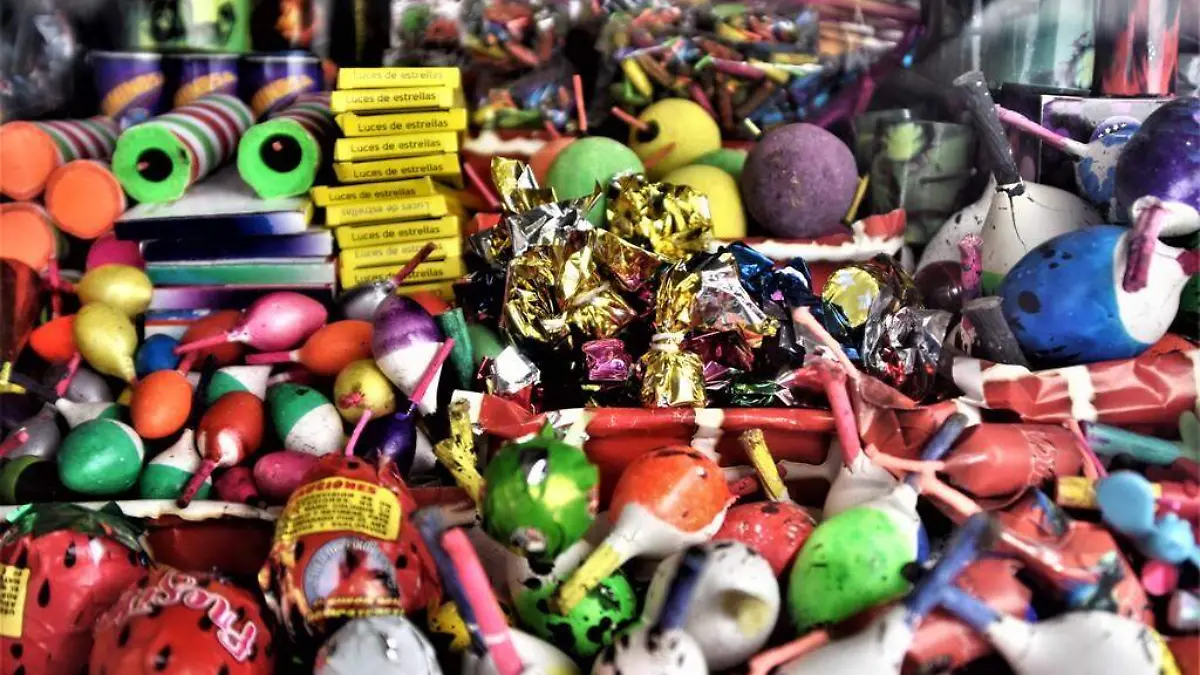 REPUNTAN VENTAS EN TIANGUIS DE PIROTECNIA 4