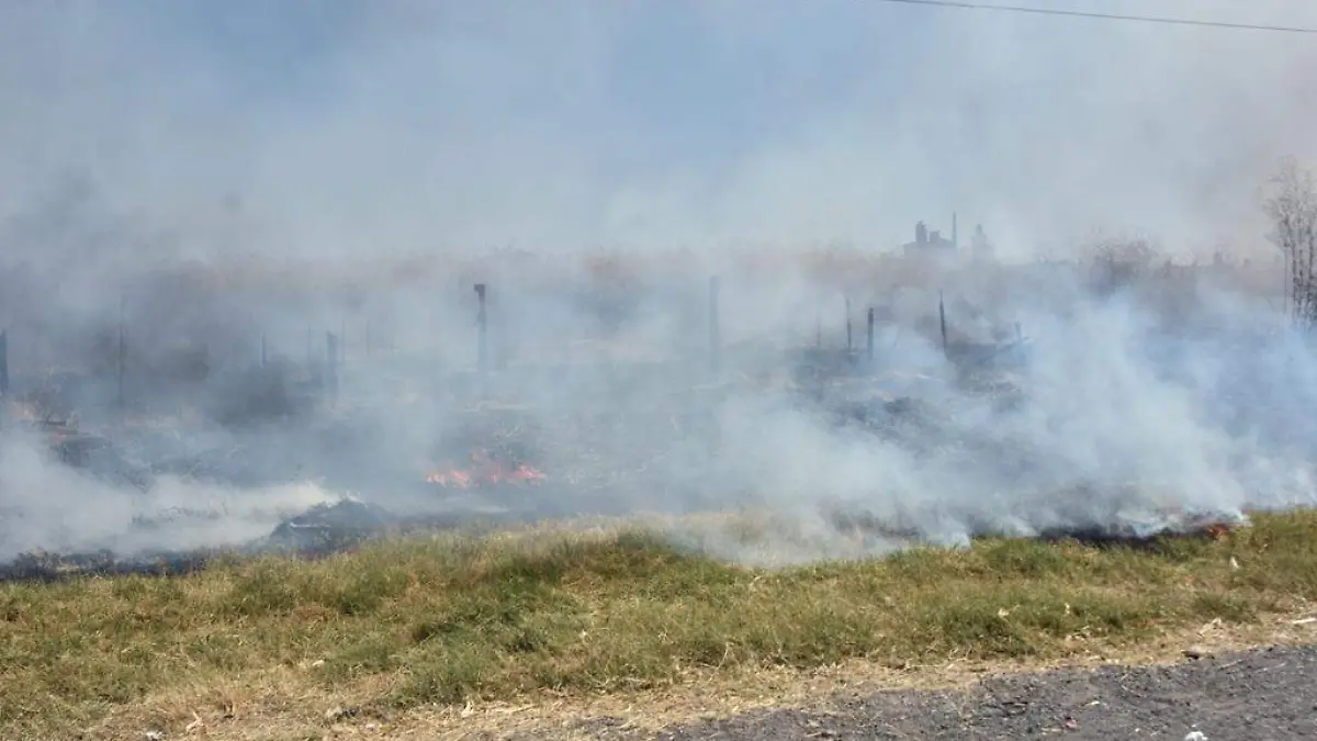 Incendio alerta a habitantes de la Soto Ines y El Perul  1