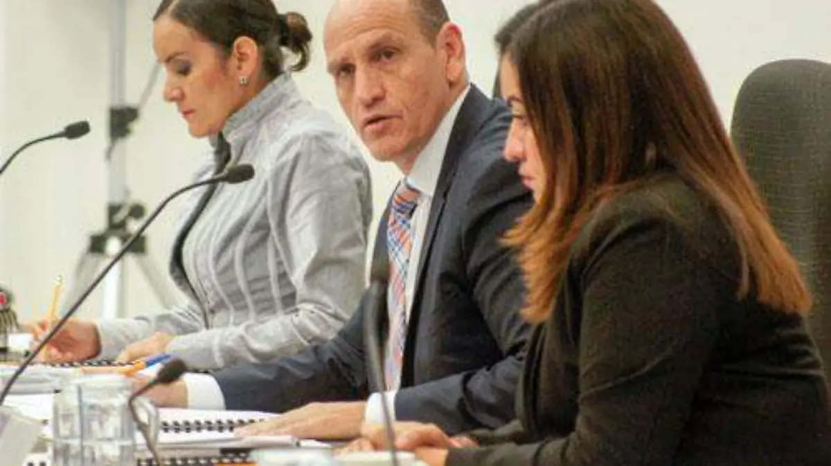 GUANAJUATO. - Multan al PRD y al PVEM  (1)