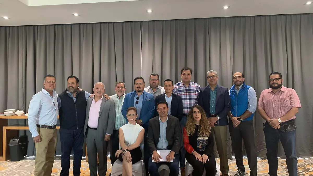 BUSCAN EMPRESARIOS REACTIVAR OBRAS  EN SALAMANCA 3