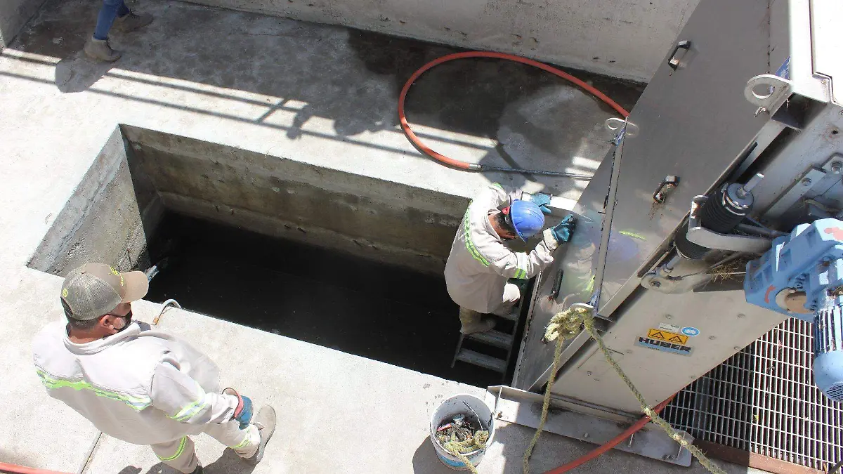 Trabaja CMAPAS para evitar inundaciones (4)