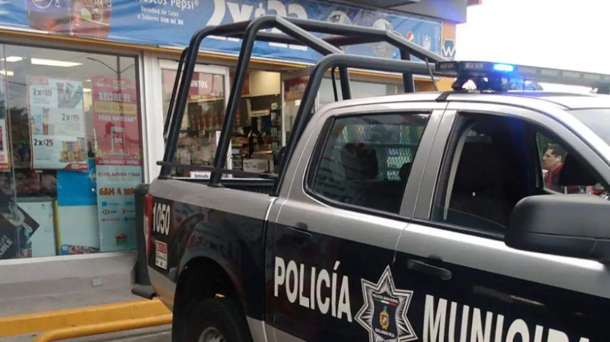 REALIZAN-OPERATIVOS-DE-SEGURIDAD-EN-FINES-DE-SEMANA 2 (2)