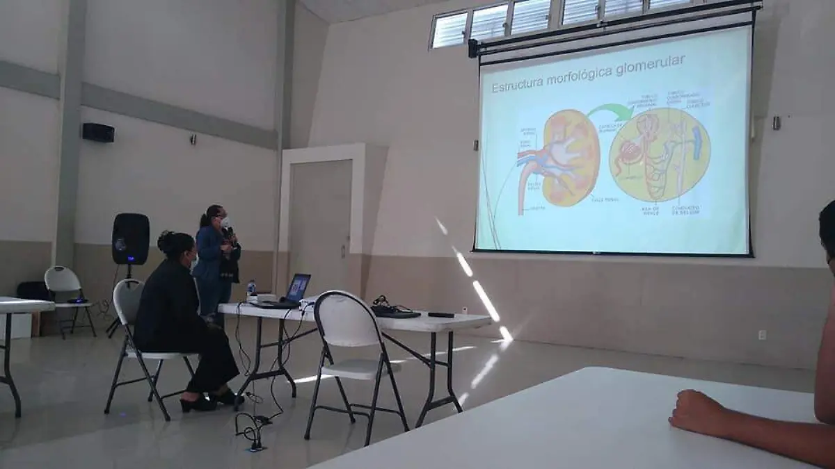 MANTIENEN-CAPACITACION-DE-MEDICOS 3 (4)