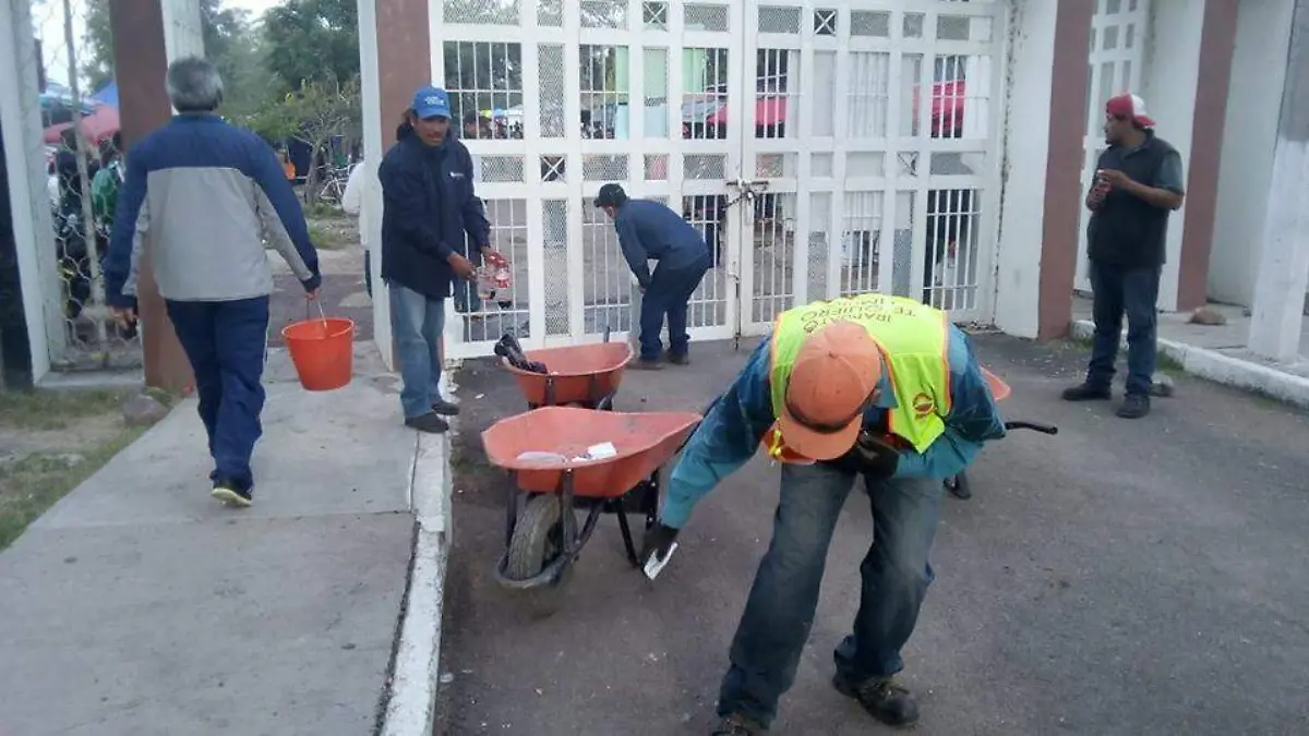 Basura Panteones (2)