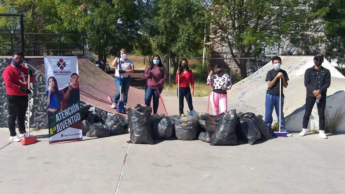 REALIZA JUVENTUD BRIGADAS DE LIMPIEZA 1