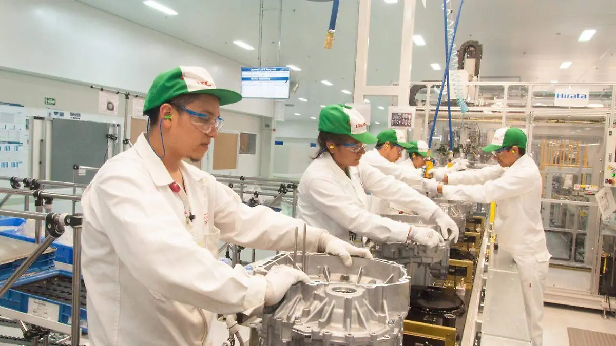 INDUSTRIA AUTOMOTRIZ (3)