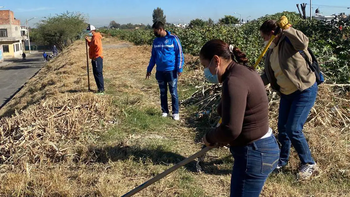 REALIZAN-LIMPIEZA-DE-RÍO-DE-IRAPUATO-3