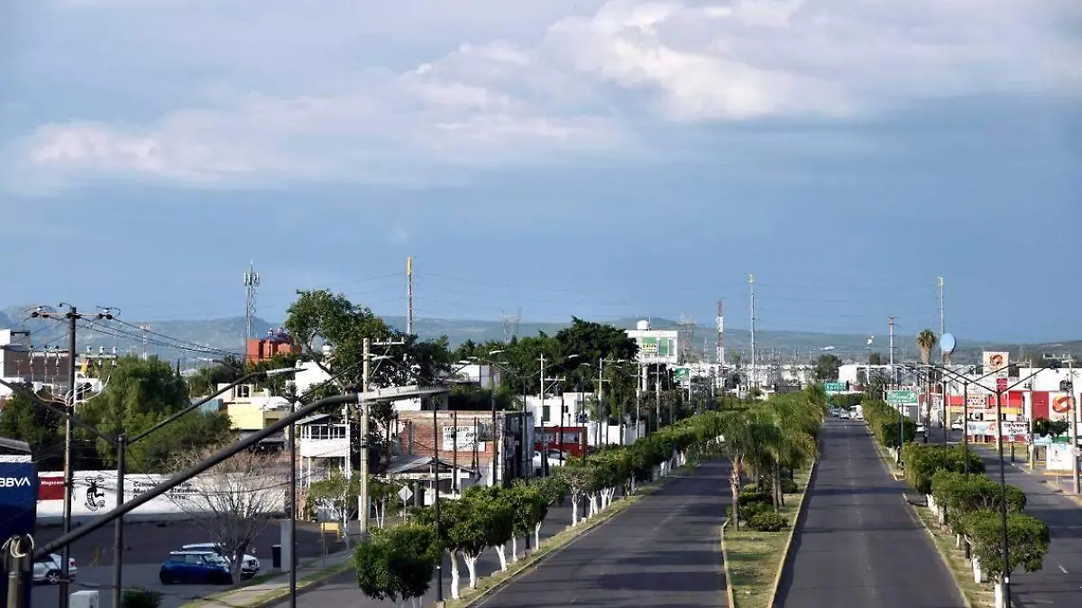 2 FOTO SE TRABAJA EN