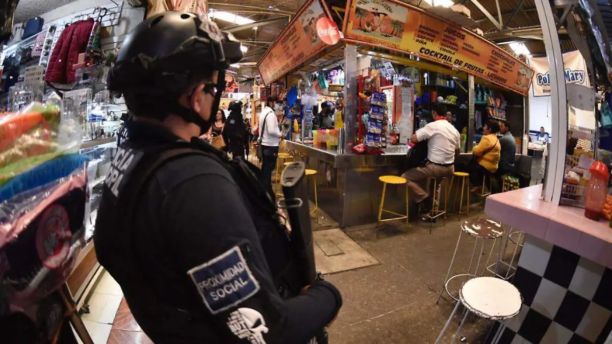 DECOMISA FISCALIZACIÓN Y CONTROL BEBIDAS PROHIBIDAS EN MERCADOS MUNICIPALES 1