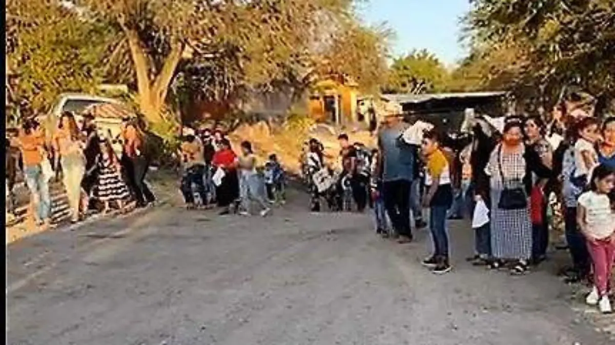 CELEBRAN-A-CRISTO-REY-(2)-