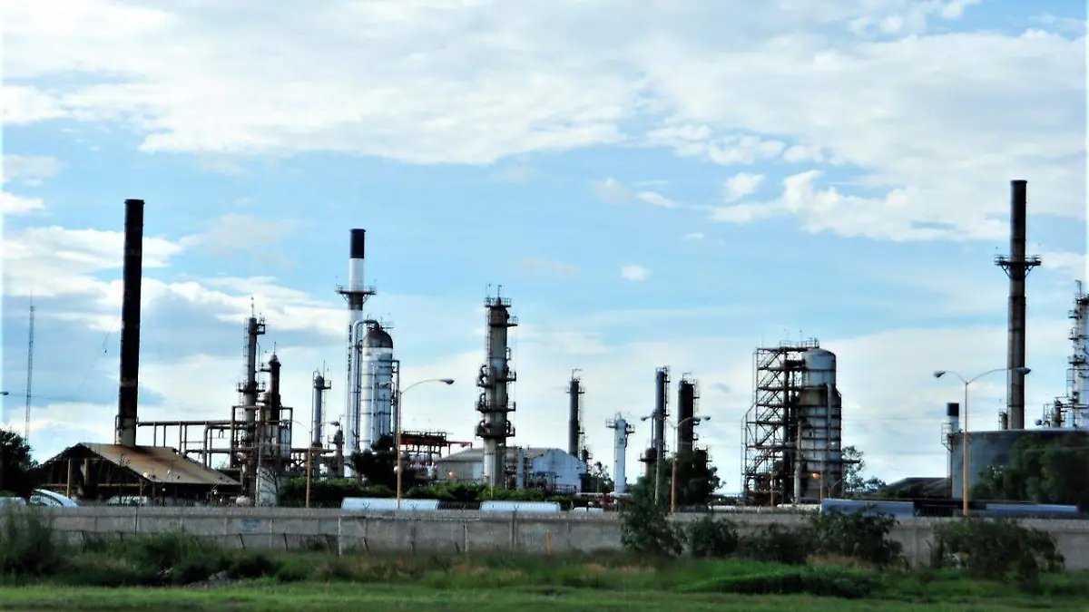TORRE FRACCIONADORA AYUDARa A DISMINUIR NIVELES DE CONTAMINACIoN 2