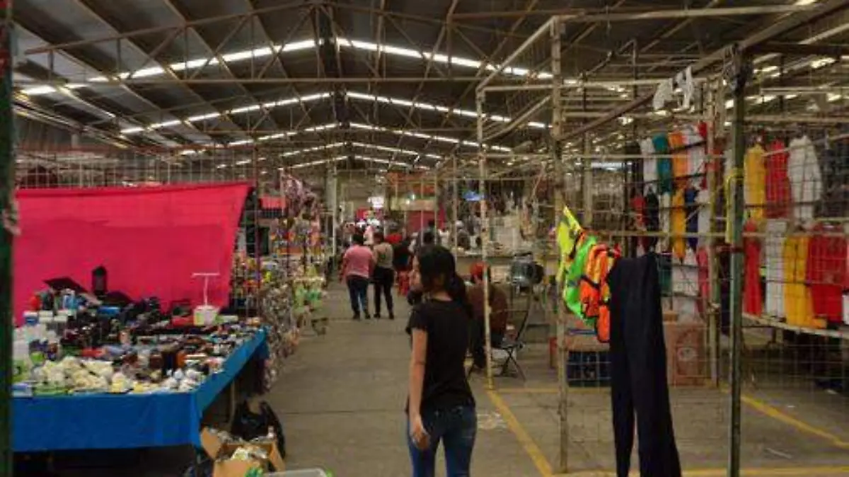 TIANGUIS (2)