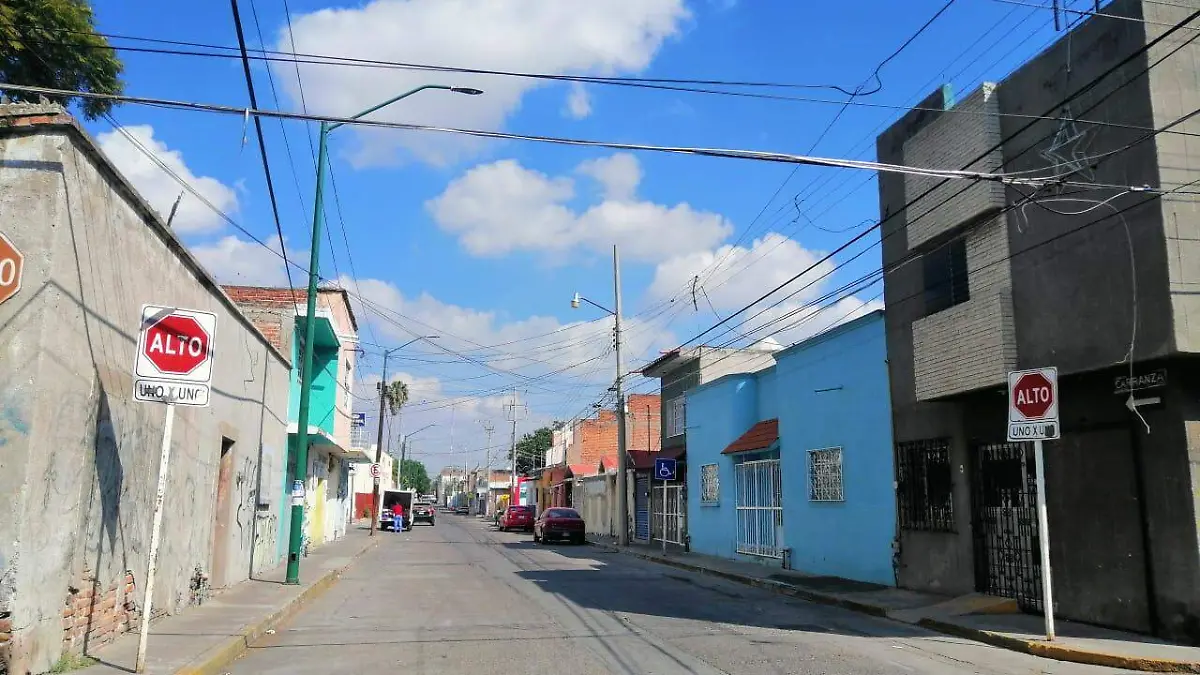 REPARACIÓN-DE-LÁMPARAS