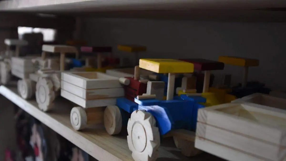 Juguetes tradicionales van quedando en el olvido 1