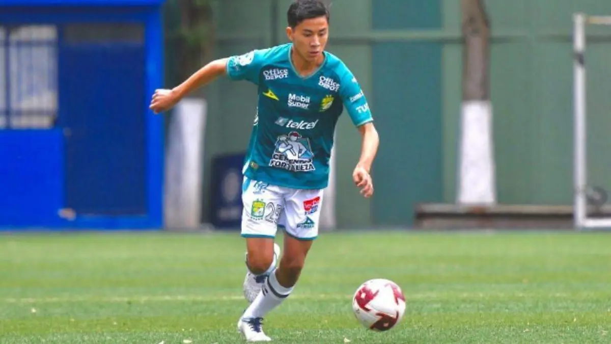 e2d1753f-e2f5-4c8a-aa7e-1c16bcb48aed