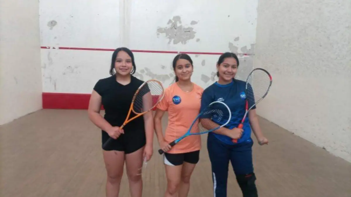 Salmantinas-clasifican-en-Squash (3)
