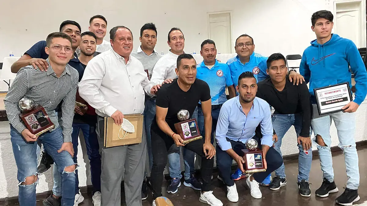 RECONOCEN A TALENTOS (1)