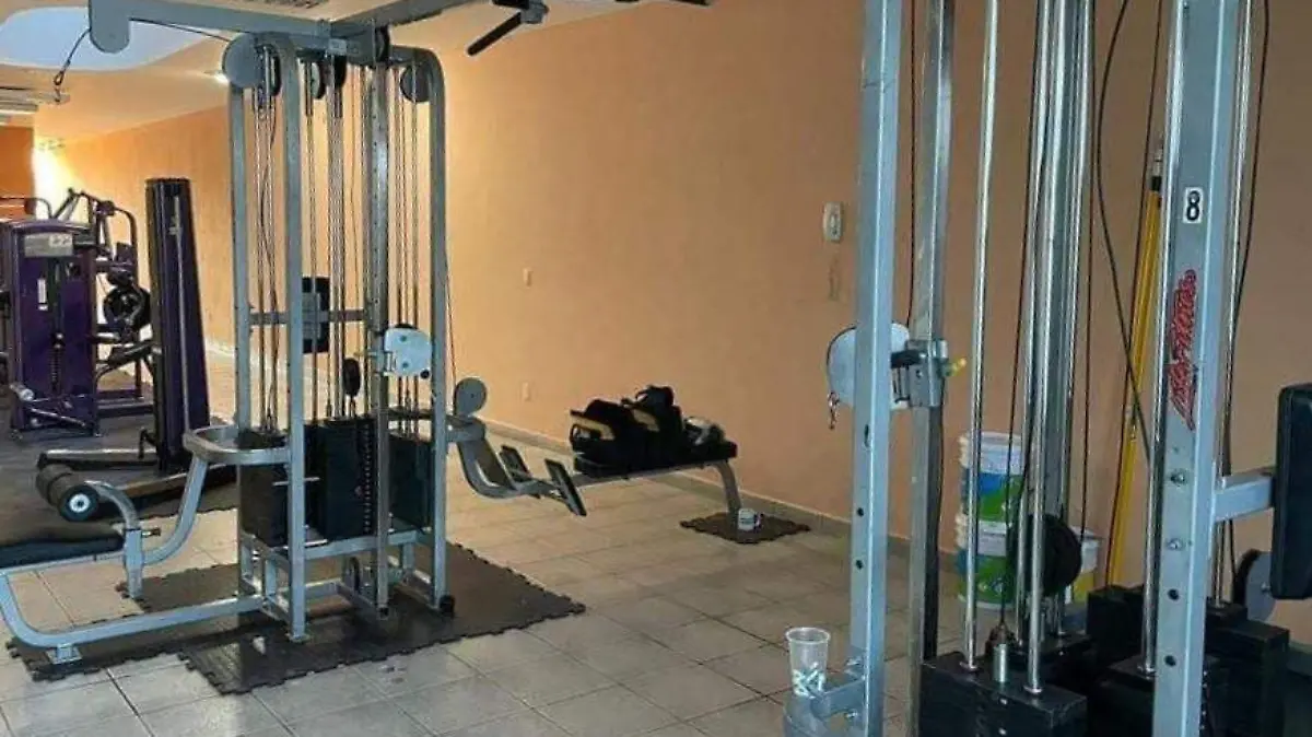 BAJA AFORO DE GENTE (2)