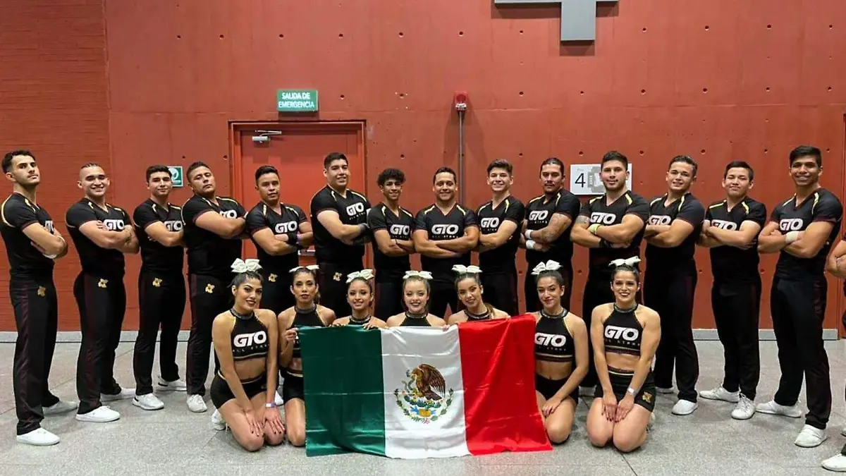 b31d9deb-8356-42a8-9843-c894cc5f8a01