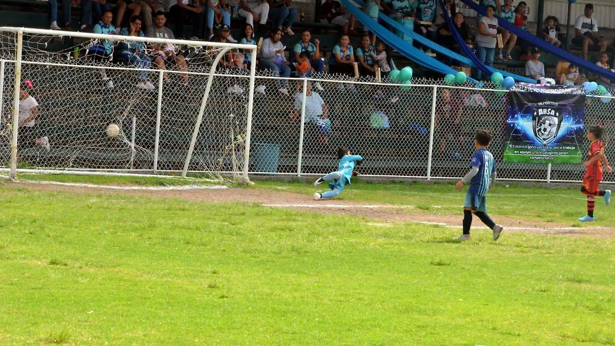 904b682a-e8dd-402d-b221-d41231bd4271