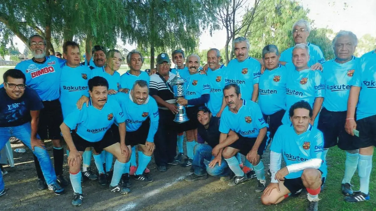 CAMPEON.